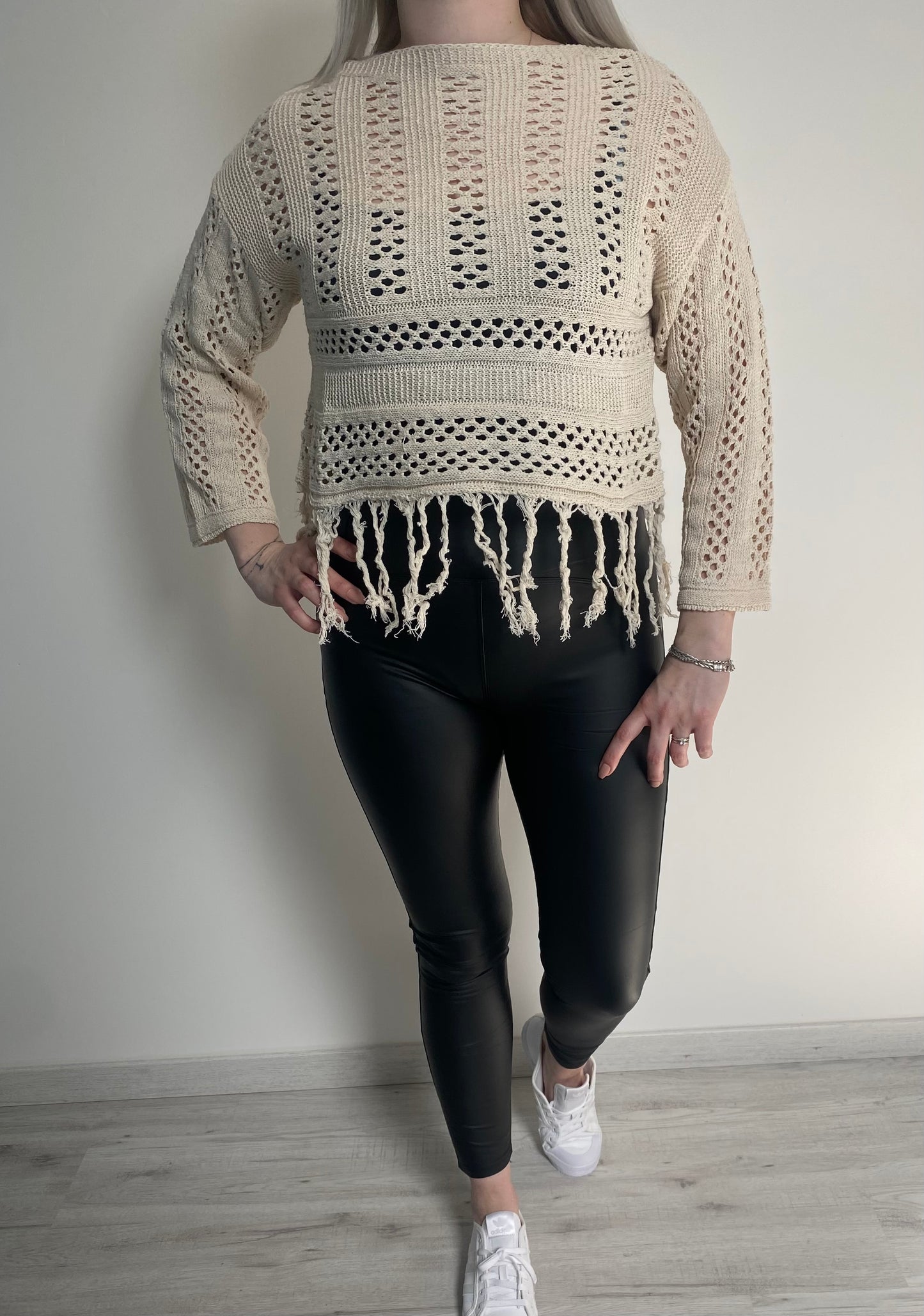 Haut Emma